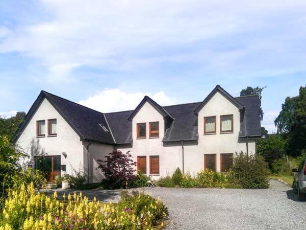 An Torr Villa Newtonmore Exterior photo