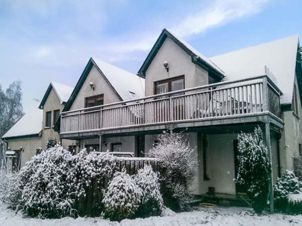 An Torr Villa Newtonmore Exterior photo